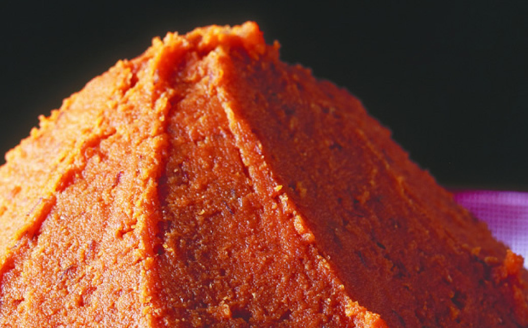 博多もつ鍋セット(まぼろしの味噌仕立て) 国産牛もつ600g 4～6人前