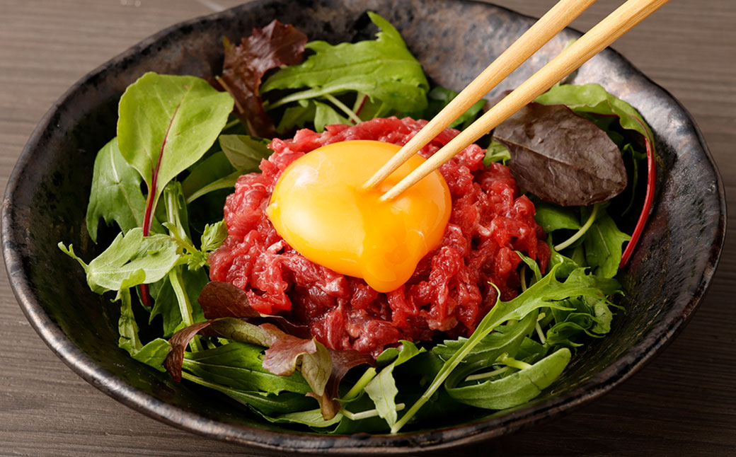 【1ヶ月毎10回定期便】鮮馬刺し 3種ブロックセット(ロース・ヒレ・ユッケ)