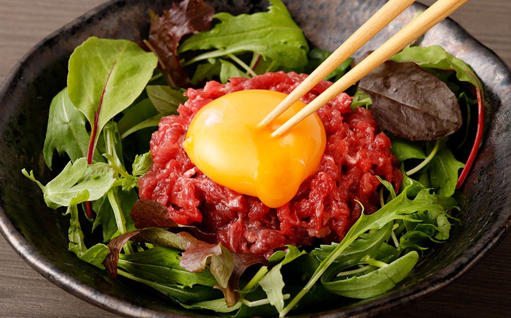 【6ヶ月毎2回定期便】鮮馬刺し 3種ブロックセット（赤身・霜降り・ユッケ）