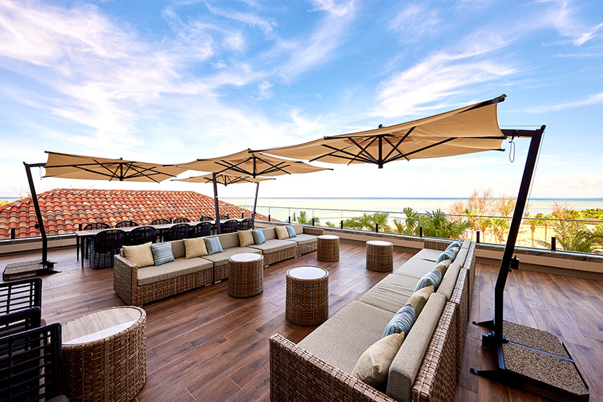 【琉球ホテル＆リゾート名城ビーチ】デラックススイート ペア1泊宿泊招待券