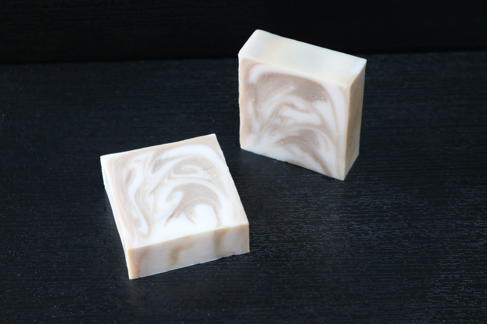 素材にこだわったオーガニックでハンドメイドの石けんです。