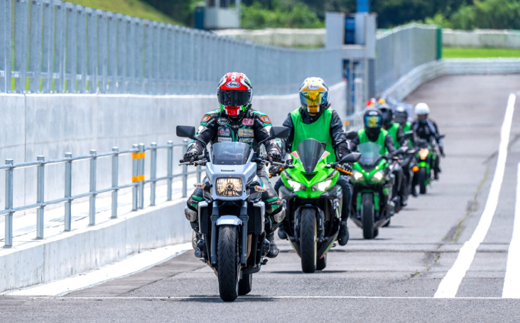 【SPA直入 貸切】 2輪 日曜・祝日 1時間 コース専有貸切 申込証 【一般利用可能】