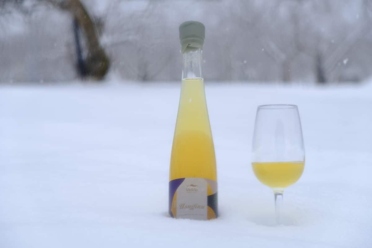 レア商品！とろりした甘口のデザートシードル「うすぎぬ」