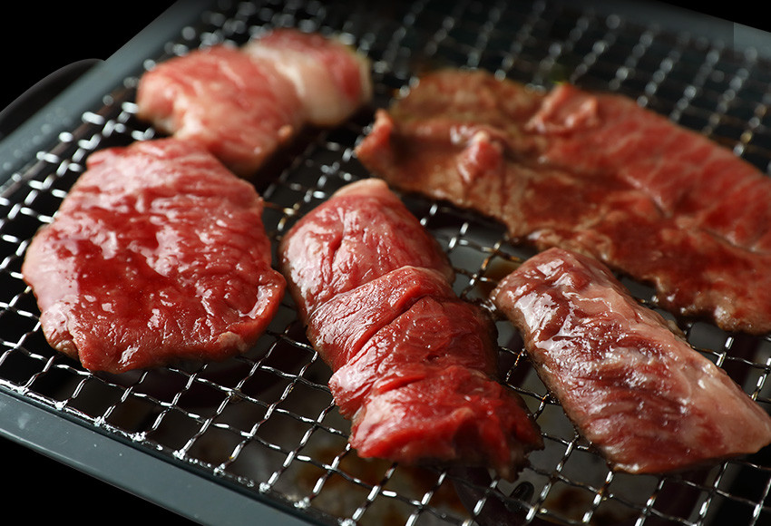 厳選された神戸牛の焼肉は、上質な肉の味わいを堪能できる逸品です。