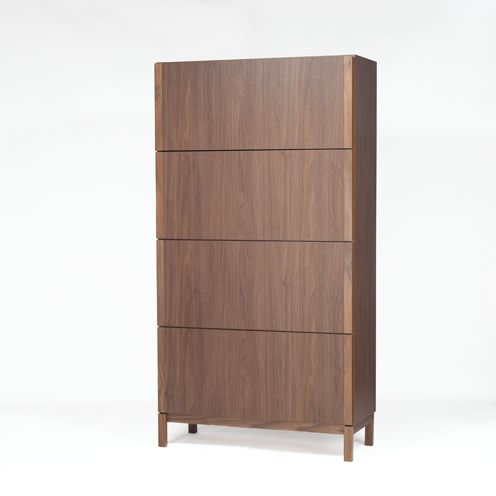 収納力が高くすっきりシルエットのシューラック。