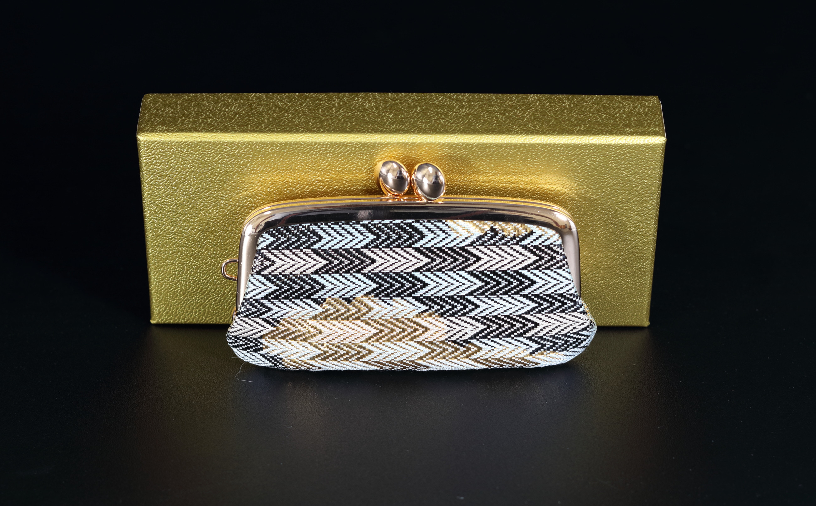 井手美弥子 佐賀錦 浅縹矢羽(小銭入れ)