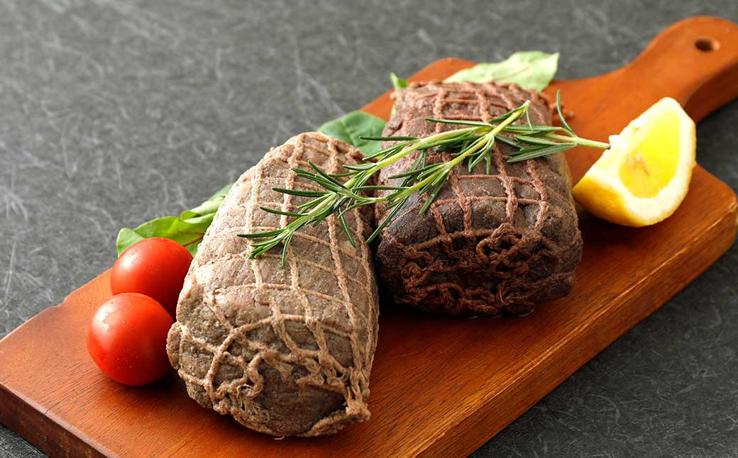 宮崎 ハーブ牛 交雑種 ローストビーフ 約500g （ 約250g × 2本 ）