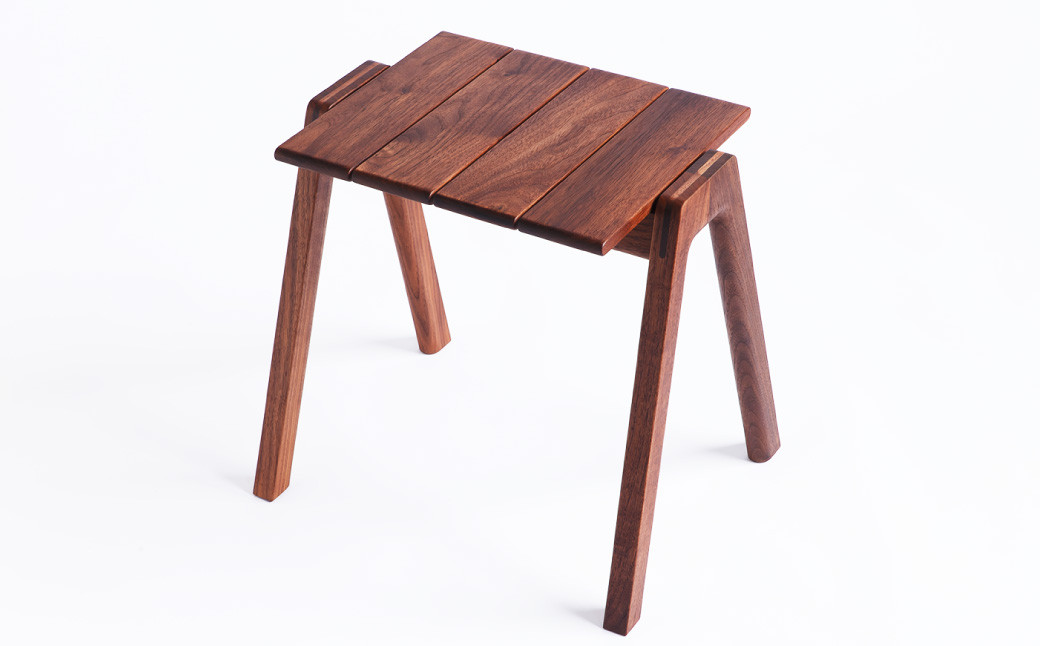 【グッドデザイン2019受賞】MINAZUKI STOOL ( スタッキングスツール ) ウォルナット 1脚