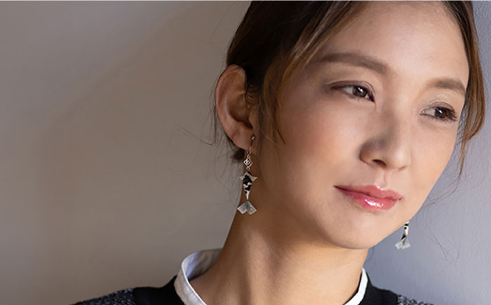 アクセサリー イヤリング 耳飾り 両耳用 手作り 美濃和紙 手漉き和紙 おしゃれ