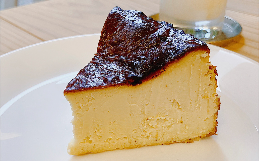 バスクチーズケーキ 5号 直径15cm / 洋菓子 スイーツ ケーキ おやつ チーズ デザート