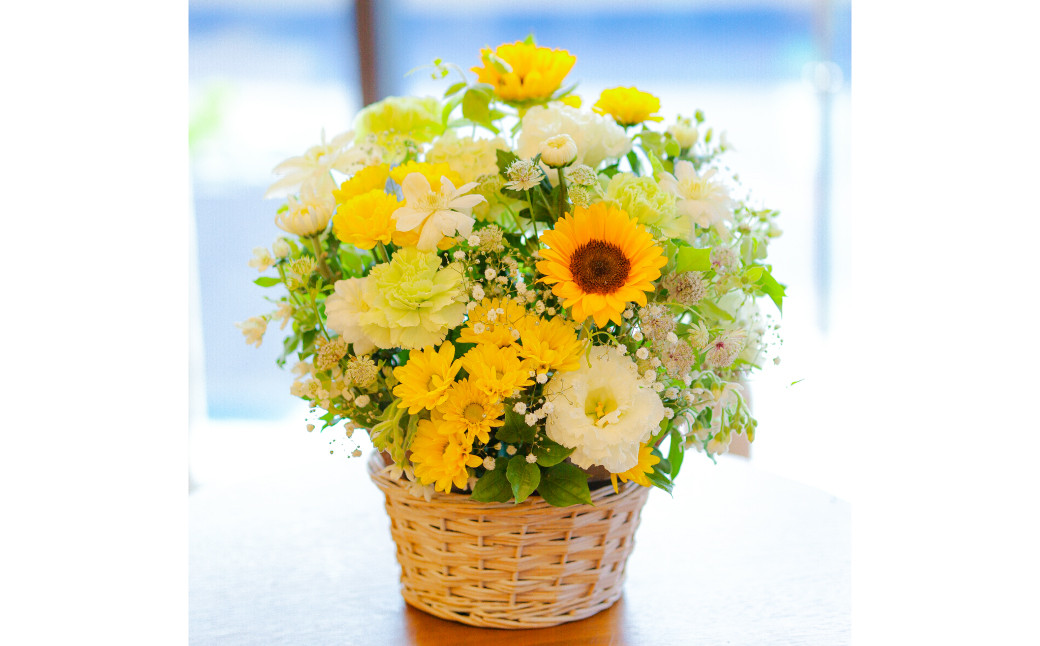 御供用 おまかせ フラワーアレンジメント ／ 大輪菊 小菊 各3本以上 白菊 キク 花 フラワー お供え 初盆 新盆 