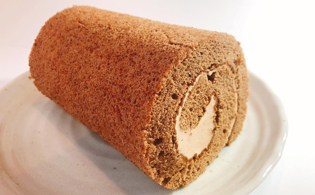 しっとりふわふわ コク深〜い「木いちごロール」「チョコロール」の2本セット 