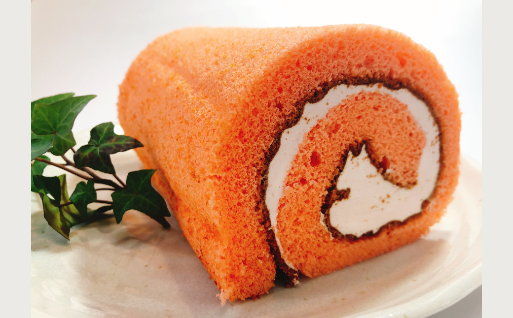 しっとりふわふわ コク深〜い「木いちごロール」「チョコロール」の2本セット 