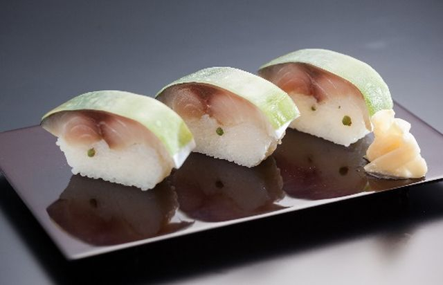 鯖棒すし 2本入※6月～8月は発送対応不可　鯖 サバ さば 棒寿司 棒すし 鯖寿司 さば寿司