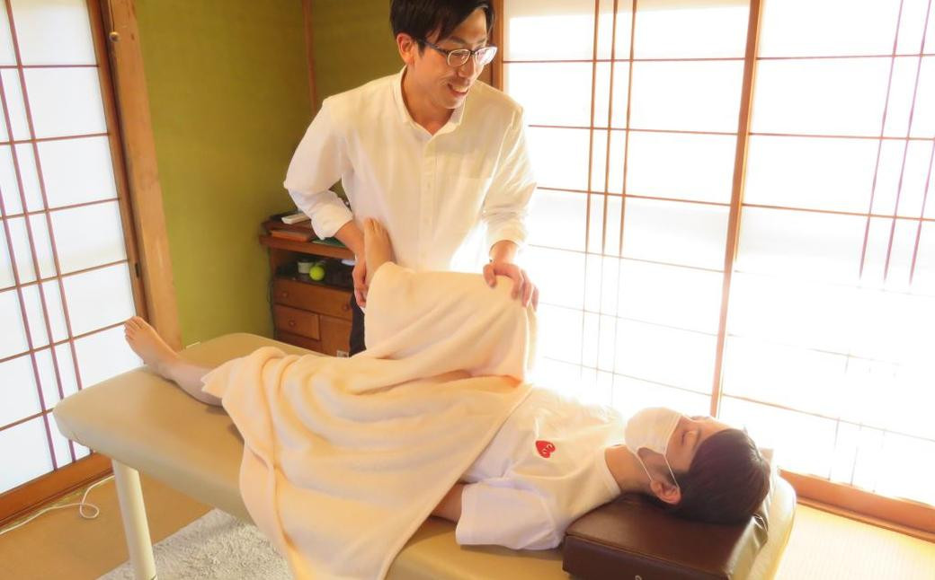 【全12回定期便】長崎に暮らすご家族へ『健康』のプレゼント ストレッチ整体60分コース