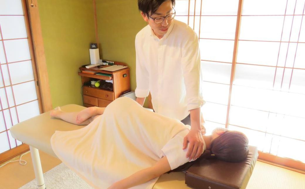 【全12回定期便】長崎に暮らすご家族へ『健康』のプレゼント ストレッチ整体60分コース