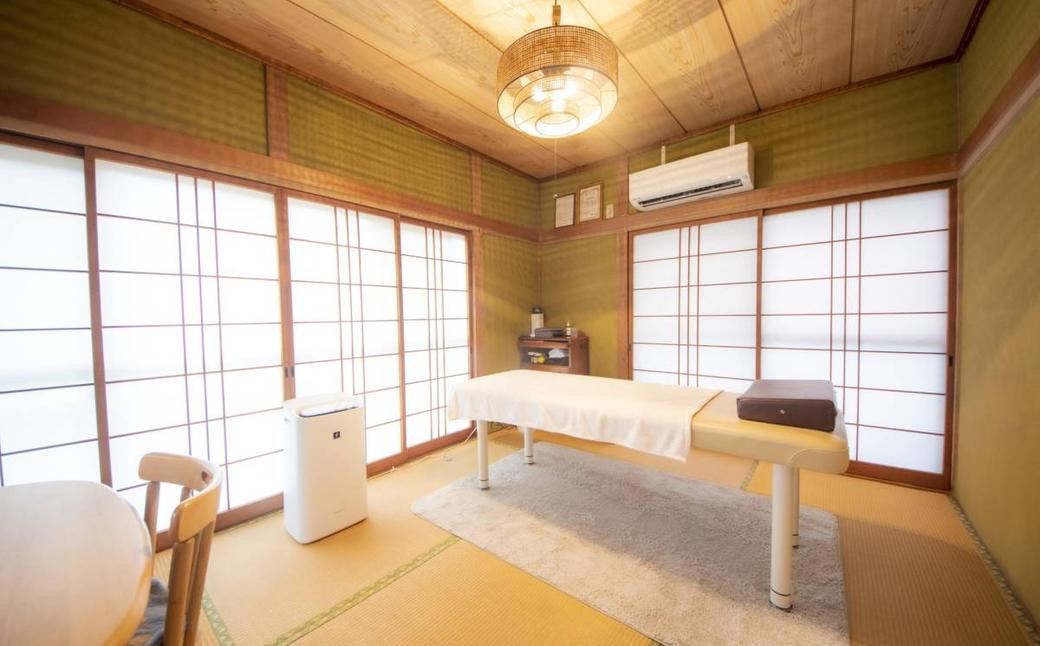 【全12回定期便】長崎に暮らすご家族へ『健康』のプレゼント ストレッチ整体60分コース