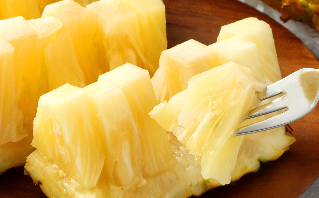 天城町産 林果樹園 パイン5kg（3玉～4玉）