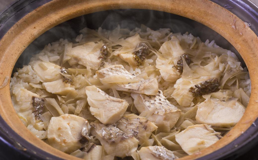 真鯛の鯛めしセット3合用 / 総重量900g だし汁 鯛切り身 真鯛 鯛めし 鯛 タイ 簡単 調理 お食い初め 長崎県 長崎市