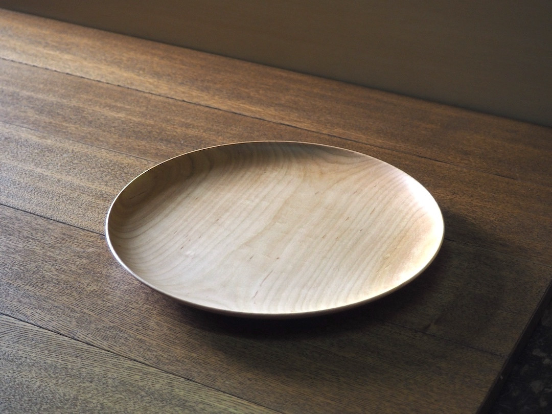 「技術を持った長野県の職人が長野県産材を使い、手仕事で丁寧に作る」