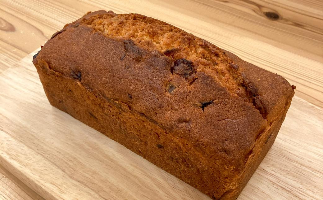 しっとり食感のパウンドケーキ 【クランベリーとホワイトチョコ】 1本 / ベリー チョコ ケーキ 洋菓子 お菓子 菓子 スイーツ