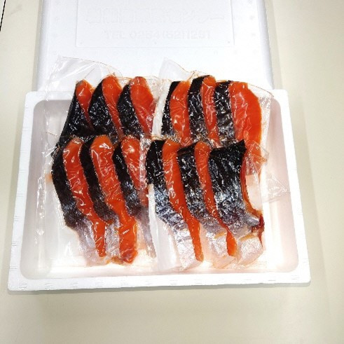 銀鮭 塩干し 切身12切れ（3切れ×4パック）