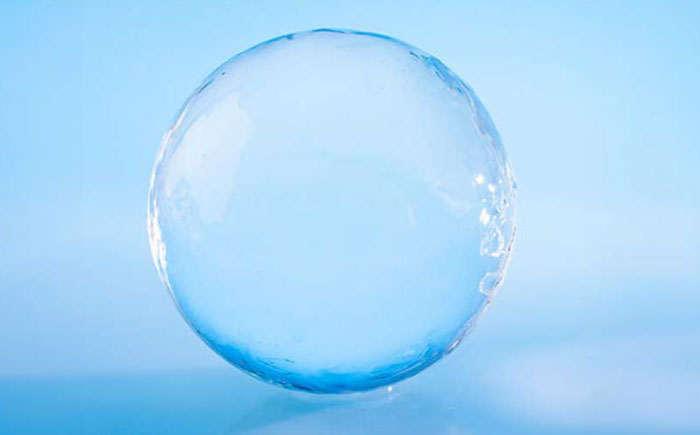 丸氷 (M) 20個セット (約65×65×65mm) 四国アイス キレイな丸い氷 まん丸い氷 ロックアイス 家飲み