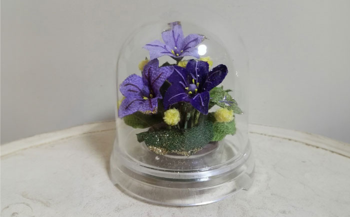 ドーム花器の花装飾（小）＜ききょう・オミナエシ＞　らんまん 花 雑貨 造花 インテリア お祝い ギフト 贈答 人気 送料無料