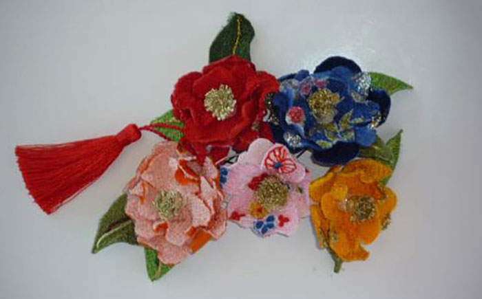 特許取得の土佐和紙を使用の造花　髪かざり（姫つばき5色）らんまん 花 雑貨 造花 インテリア お祝い ギフト 贈答 人気