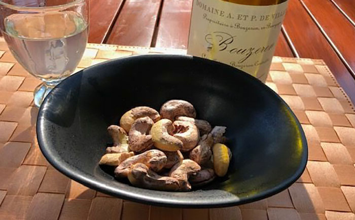 オトナ塩味が大人気!新たな味覚の扉を開く「うす皮付カシューナッツロースト 」約430g ×2袋  [ATCC010]