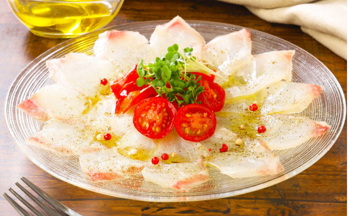 土佐黒潮真鯛・フィレ（皮なし）2枚（約600～800g）【株式会社　羽根】 [ATCK013]