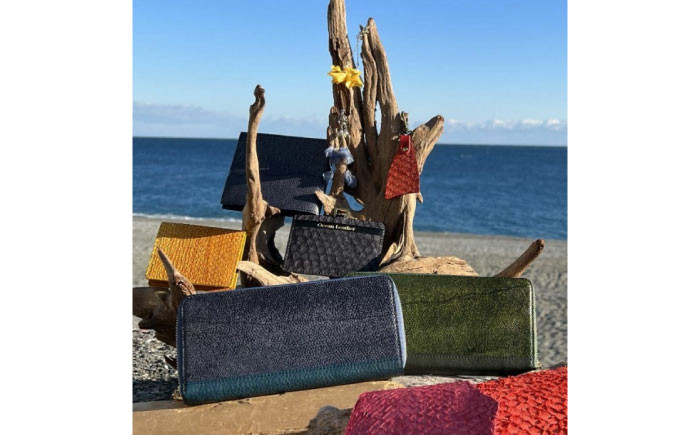 【Chestnut】Ocean Leather ラウンドファスナー長財布【マダイ】【興洋フリーズ株式会社】 