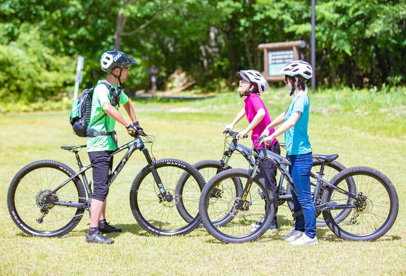乗鞍高原内に広がるサイクリングロードをクルーズするには、マウンテンバイクが最適！