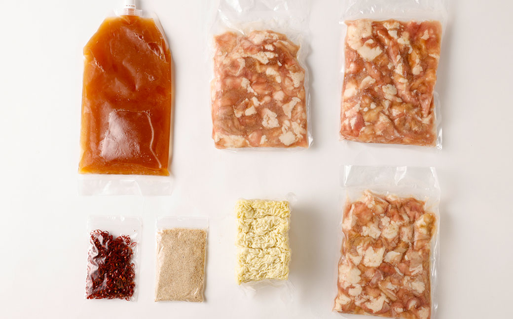 【2ヶ月毎6回定期便】大満足！塩もつ鍋 30人前 計6セット（1セット✕6回） モツ鍋 もつ鍋 セット