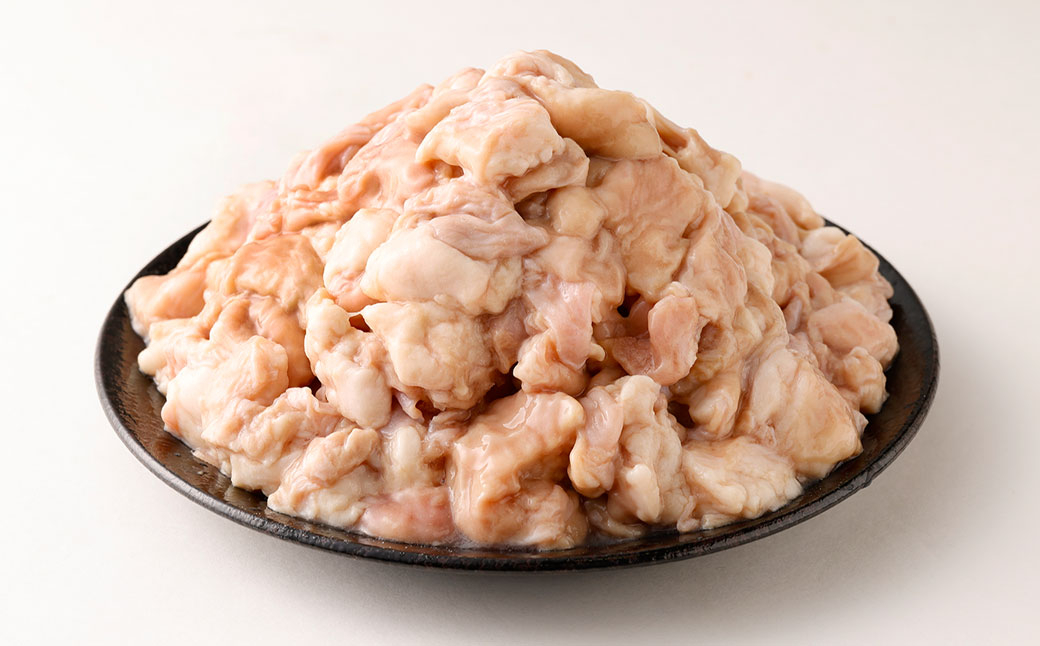 【1ヶ月毎4回定期便】ダルム屋名物 塩モツ鍋 15人前 計4セット（1セット✕4回） モツ鍋 もつ鍋