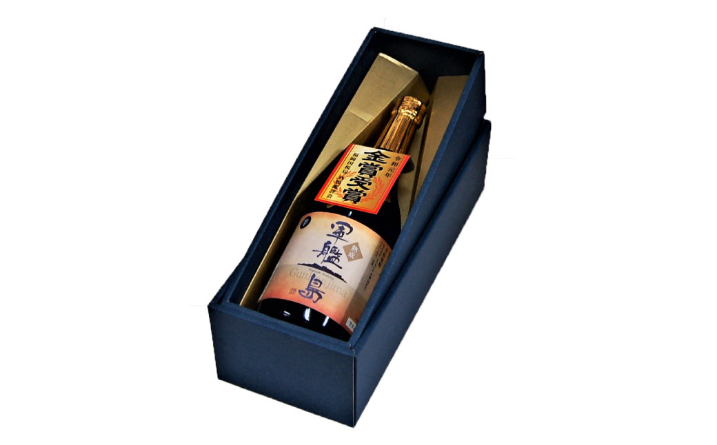 金賞受賞 軍艦島芋熟成焼酎 720ml 化粧箱入