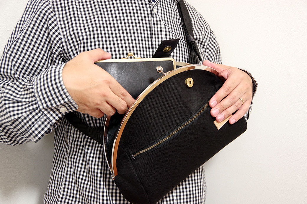 がま口 ボディバッグ