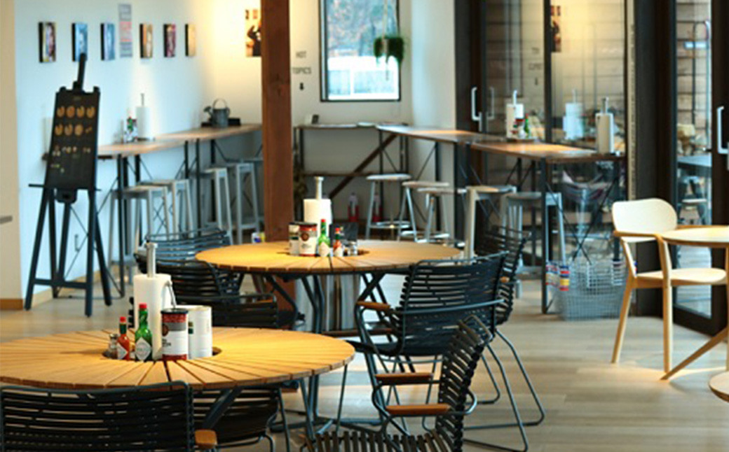 ニューヨークピザ ペパロニ ホール 8カット