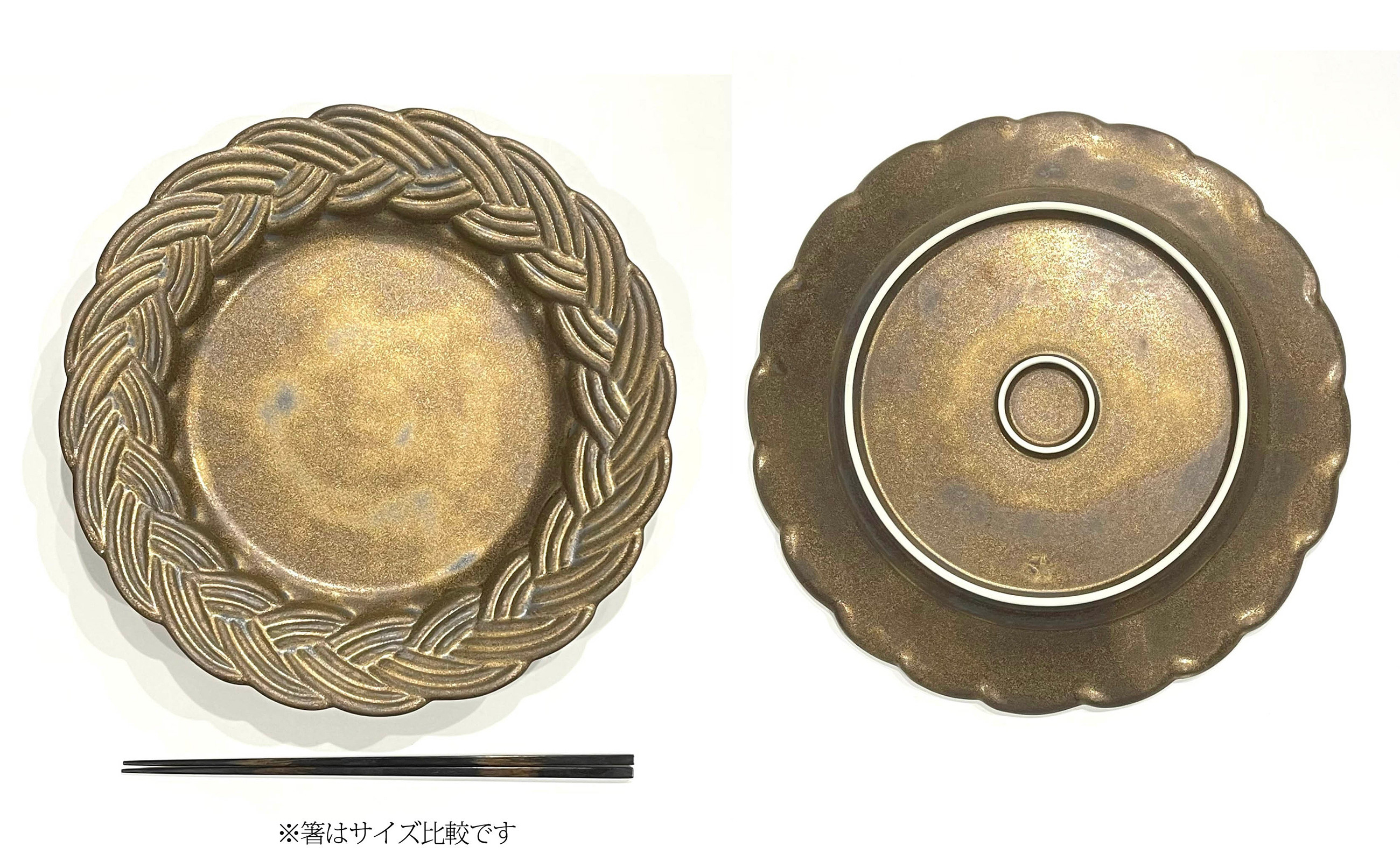 使い込んだ金のようなアンティークな風合いのカラーです。