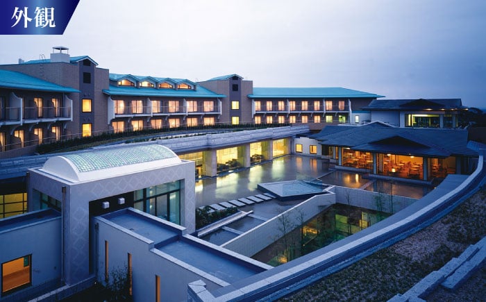 朝食付きペア宿泊券 / 旅行券 宿泊チケット 旅行チケット 湘南国際村センター 温水プール 自然 駐車場完備 神奈川県