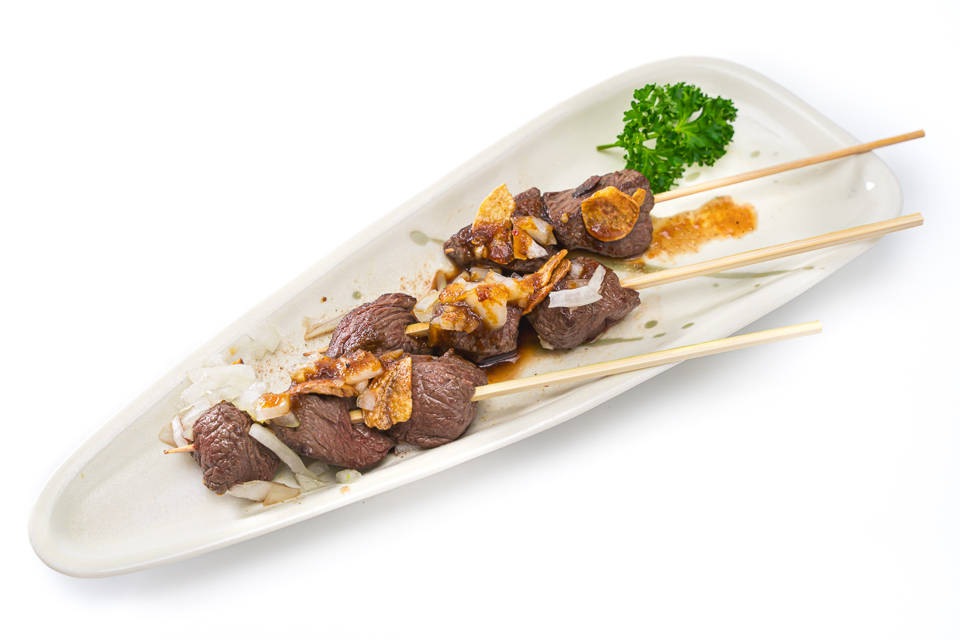 薄く切って焼き肉や、ぶつ切りにして肉串もおすすめです。