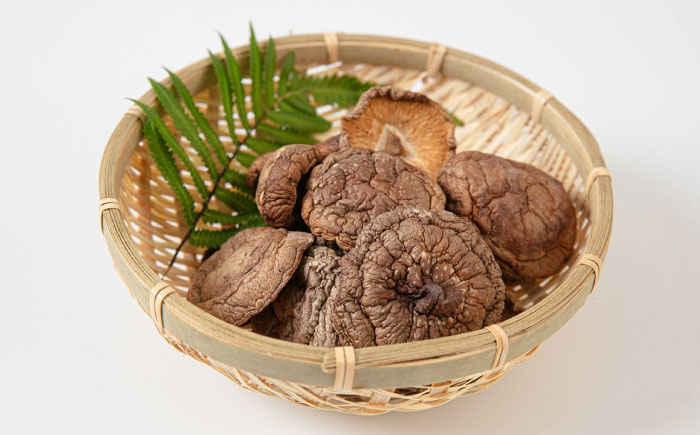 乾燥 椎茸  シイタケ  どんこ  きのこ 乾燥しいたけ