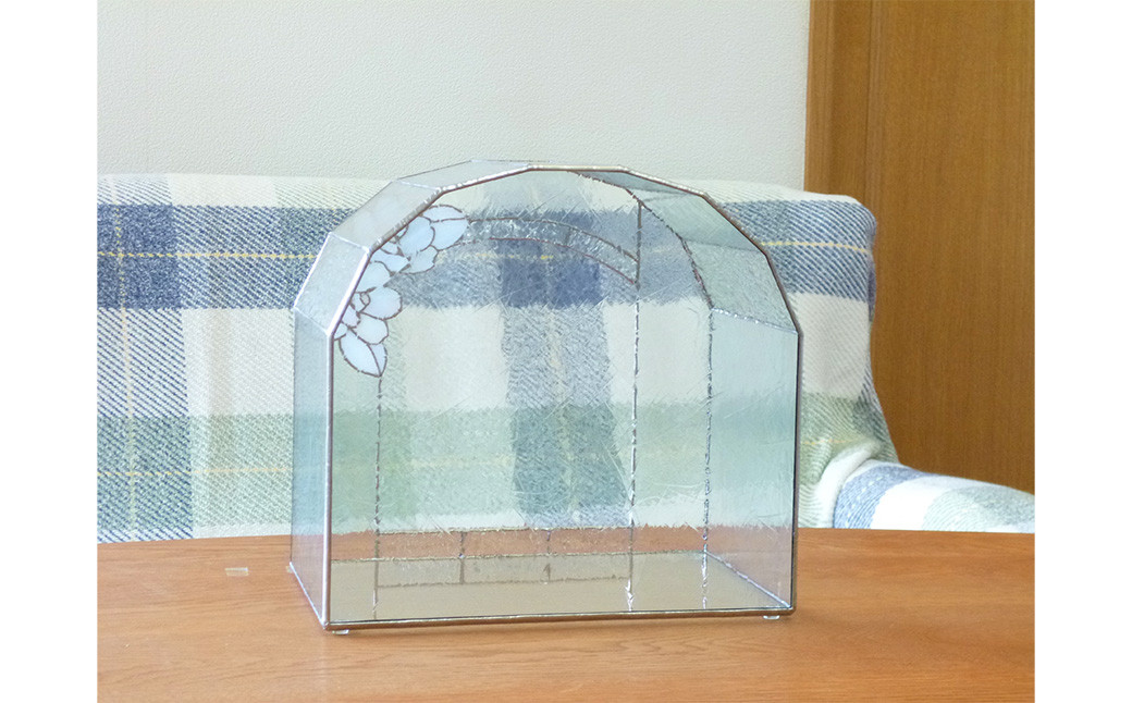 ステンドグラスメモリアルケース「白椿」(小)