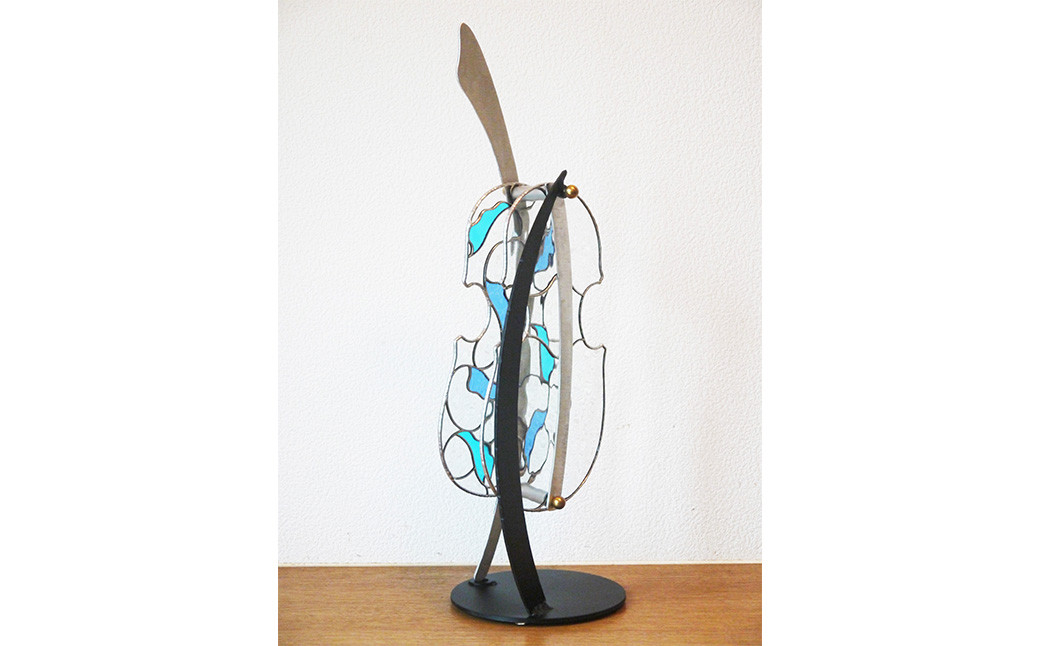 ステンドグラスオブジェ｢チェロ｣（ブルー）