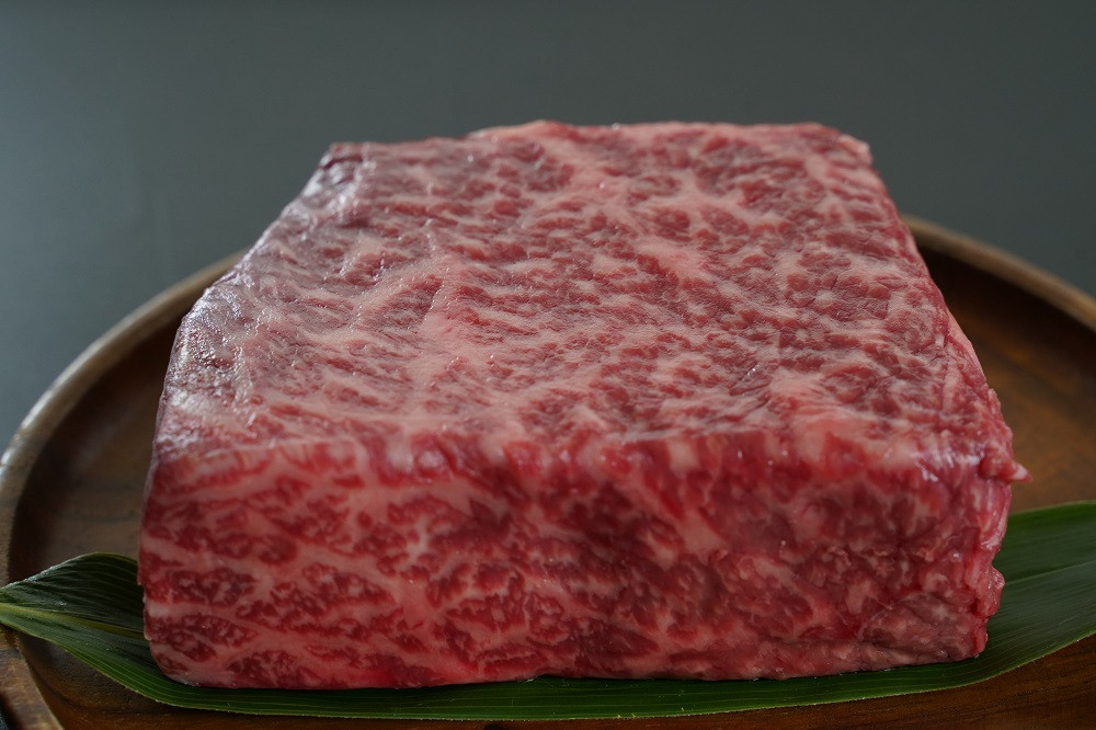 赤身肉と程よい脂が絶妙！贅沢なひと時を、奥出雲和牛で。