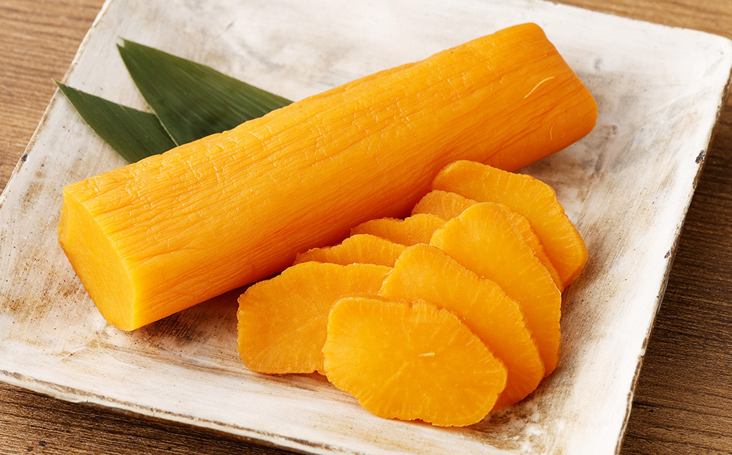 野艸煙小屋のスモークチーズといぶりがっこもどき(ホワイト&キムチ)の詰合せ