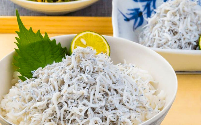 釜揚げ龍馬しらす 約250g×2パック【株式会社　七和】 [ATAX011]