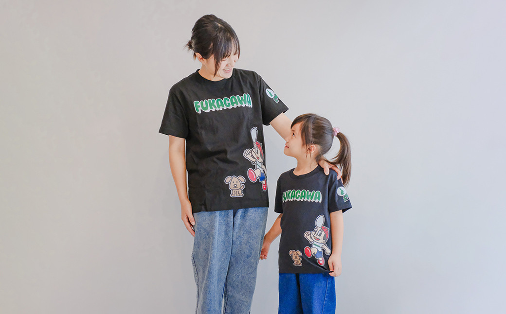【大人Mサイズ×子ども120センチ】FUKAGAWAオリジナルTシャツ ブラック（大人用・子ども用）・オリジナルピンバッチセット