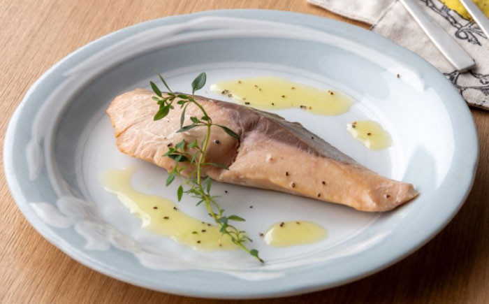 ブリの塩焼き (常温品) 約60g×5パック 【興洋フリーズ株式会社】 [ATBX089]