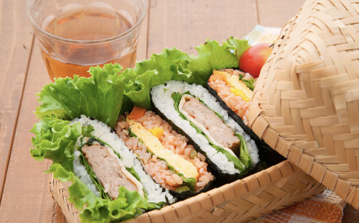 麦茶 2l 2リットル 飲み物 茶 お茶 おちゃ ペットボトル 水分補給 定期便